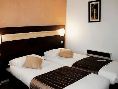Contact Restaurant La Chaumiere Entre Orgeval Et Flins A13 Sortie 8 Hotel Les Mureaux