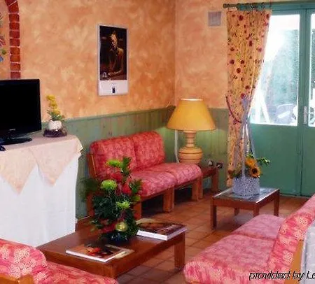 Contact Restaurant La Chaumiere Entre Orgeval Et Flins A13 Sortie 8 Hotel 2*