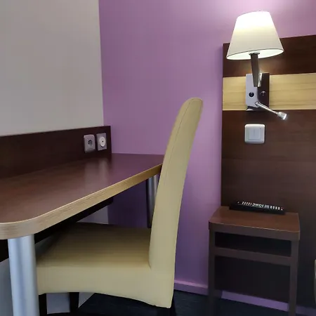 Contact Restaurant La Chaumiere Entre Orgeval Et Flins A13 Sortie 8 2*
