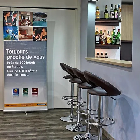 Contact Restaurant La Chaumiere Entre Orgeval Et Flins A13 Sortie 8 Hotel 2*
